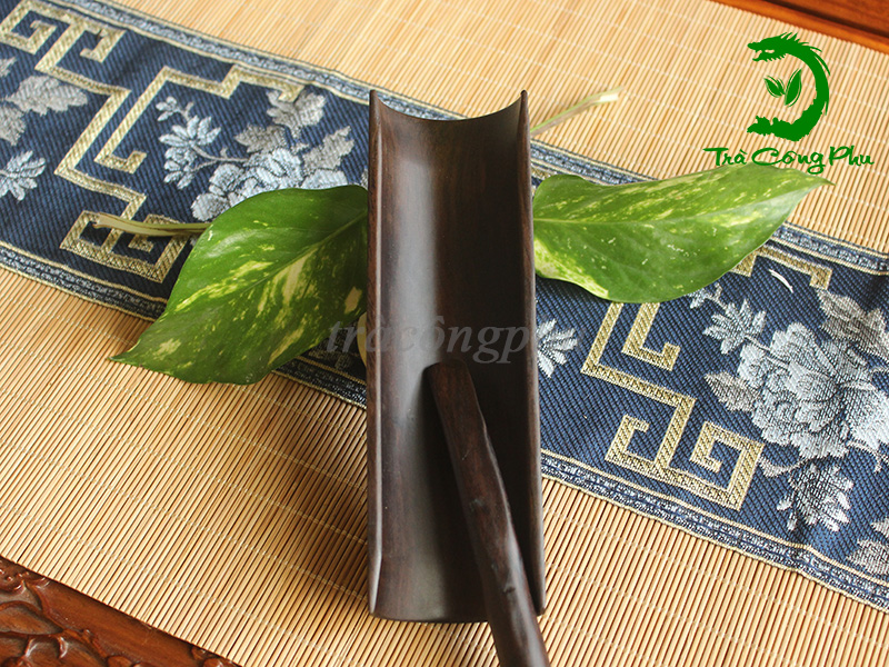 Cung Nhãn Trà Gỗ Cẩm - CNT40